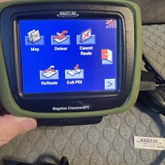 Magellan Crossover GPS 3.5″ LCD Touch Screen Topo Lower 48 United States Maps