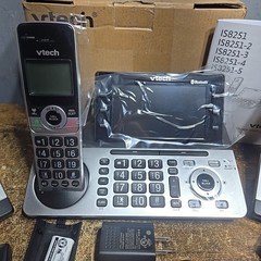 VTech IS8251-3 Business Grade 3-Handset Expandable 3 Handset, Silver/Black