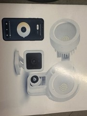 3-in-1 SmartCam Floodlight Charger and Mount for SimpliSafe Noorio B210 Wyze Cam
