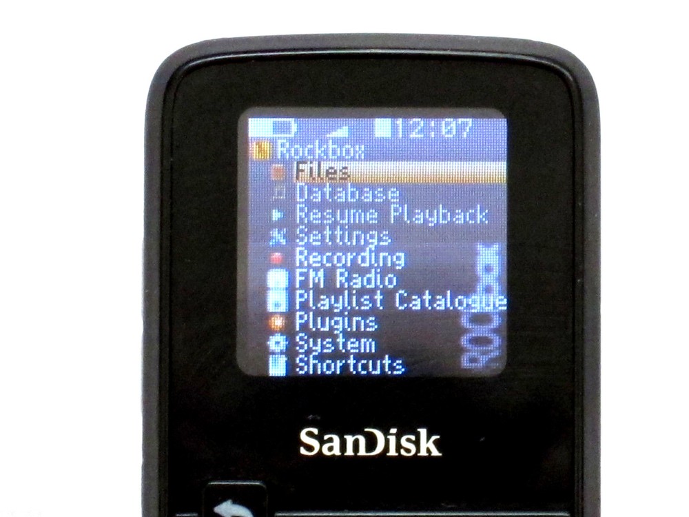SanDisk Sansa Clip Zip 4GB Rockbox SDMX22 FM MP3 Player Installed Dual Boot