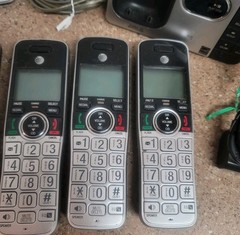 AT&T CL82414 – 4-Handset Cordless Phone Landline Answering Machine Home System