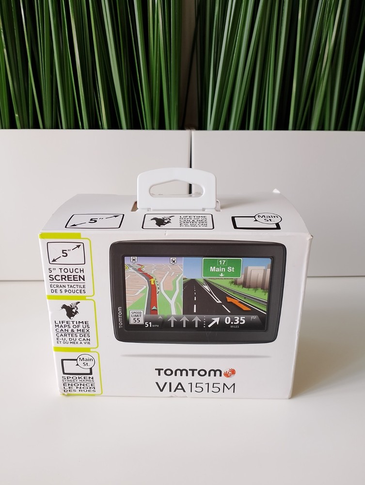 Tomtom VIA 1515M Automobile Portable GPS Navigator. New Open Box