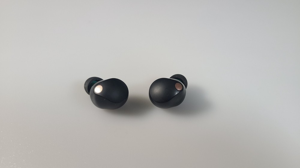 Sony WF-1000XM5 The Best Truly Wireless Bluetooth / Earbuds only for sale.