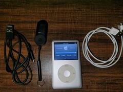 Ipod Classic 7th Gen 160 Gb Great Silver Great Condition With Aux To Bluetooth