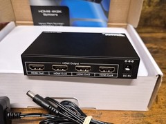 Vanco 4k HDMI 1 x 4 Splitter/Extender Model 280704