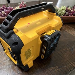 DEWALT 12V/20V Lithium Ion Bluetooth Jobsite Speaker, Yellow/Black
