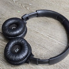 JBL Tune 510BT Wireless On-Ear Headphones Black Bluetooth Tested & Working