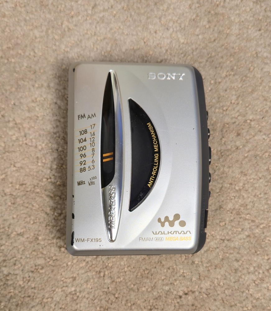 ⭐ Sony Walkman WM-FX195 AM/FM Cassette Player – Mega Bass – Unused