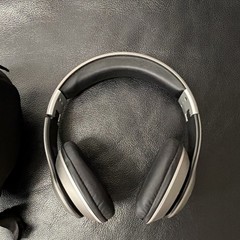 Ncredible One Over-Ear Headphones Gray Adjustable Headband 3.5mm Jack w/ Case
