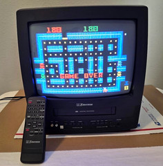 Emerson EWC1304 13” TV VCR Combo Retro Gaming w/Remote VCR NOT WORKING A/V YES