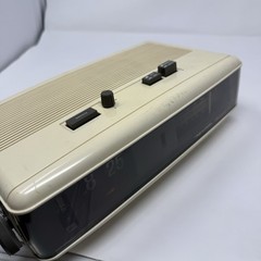 Vintage Realistic Chronomatic-110 AM/FM Flip Clock Radio 12-1501 Radio Shack 197