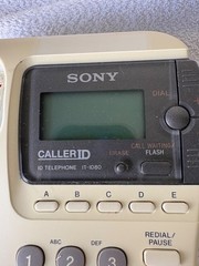 2 Sony IT-ID70 Caller ID Multi-Function Phone LCD Display AC Cord-Free Operation