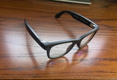 Ray-Ban Meta Wayfarer (Gen 1) Matte Black/Clear to Graphite Green NON WORKING