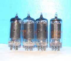 Type 6AU6A RCA AA5 radio audio amplifier vacuum tubes 4 valves tested 6AU6 6136