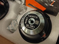 HERTZ ML 700.3 MILLE LEGEND MIDRANGES 3″-70mm, open box/never played