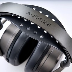 Audeze Maxwell 2 gaming headphones for PS