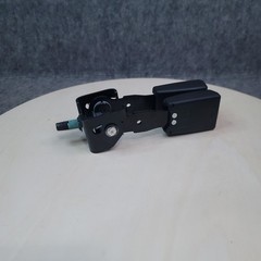 GM Rear Seat Belt Double Buckle 86777658 Silverado Sierra Hummer EV Black New