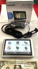 Garmin nüvi 1450 LMT GPS Navigator Lifetime Maps W/beanbag Dash Mount 5” bundle