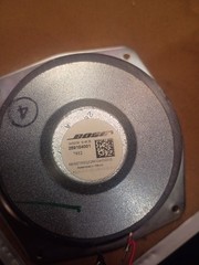 Component OverviewThe product shown in the is a Bose 5.5-inch woofer speak