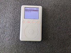 Apple iPod Classic 3rd Generation A1040 15GB