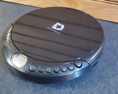 Deluxe Products DP-PCD-001 Portable CD Player – Black Tested- Works Open Box