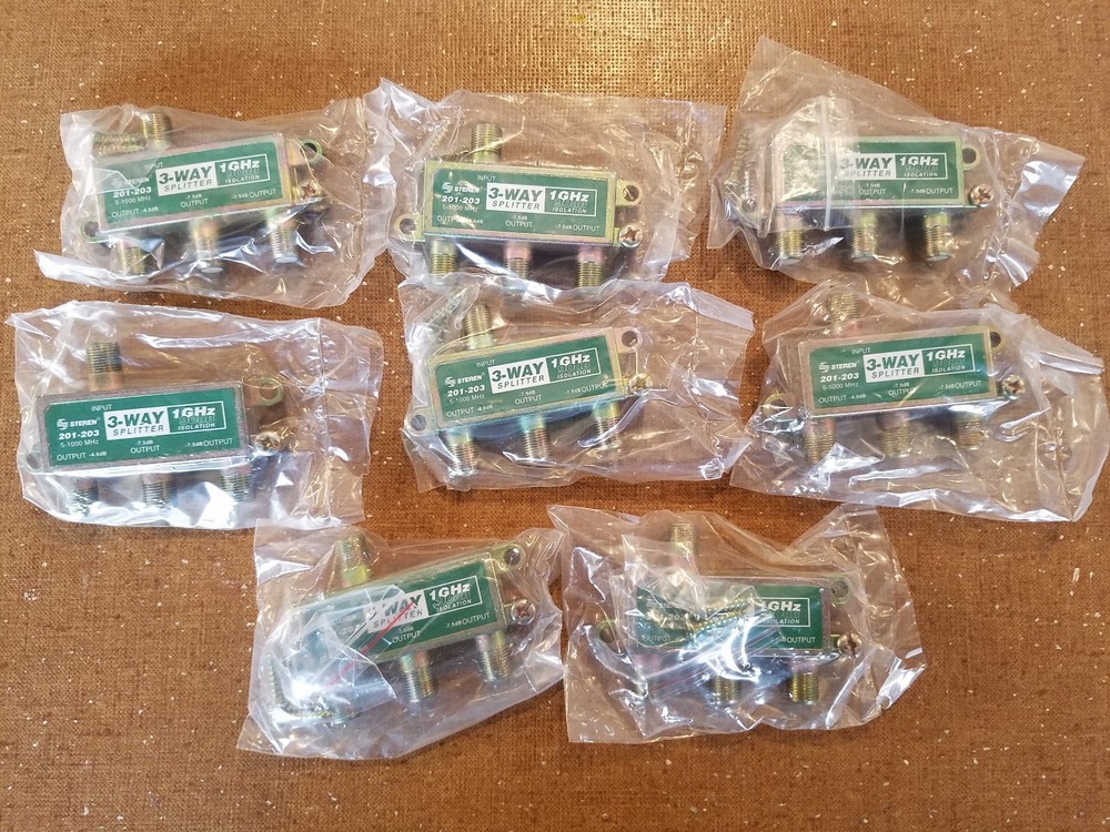 3-Way Coax Splitter Steren 201-203 1GHz 90 dB Isolation – QUANTITY OF 8