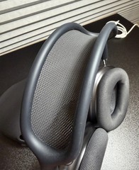 Apple AirPods Max Wireless Over-Ear Headphones Space Gray A2096 with Smart Case