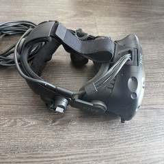 HTC Vive VR Headset And Controllers Deluxe Audio Strap W/Linkbox