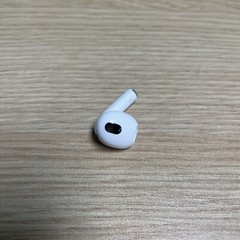Apple AirPods 3RD Generation Replacement – RIGHT SIDE ONLY (A2565) – Good