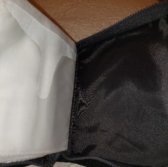 IKEA CD/DVD Case Black Holder Wallet Portfolio Zip Around 1999 Made In Vietnam