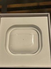 🎵Apple 3rd Generation with MagSafe Charging Case White Earbud Bluetooth🎵