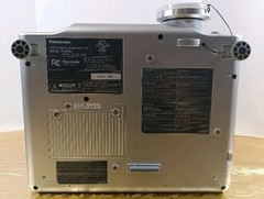 Panasonic PT-AE900U LCD Projector High Definition No Remote with Box Tested