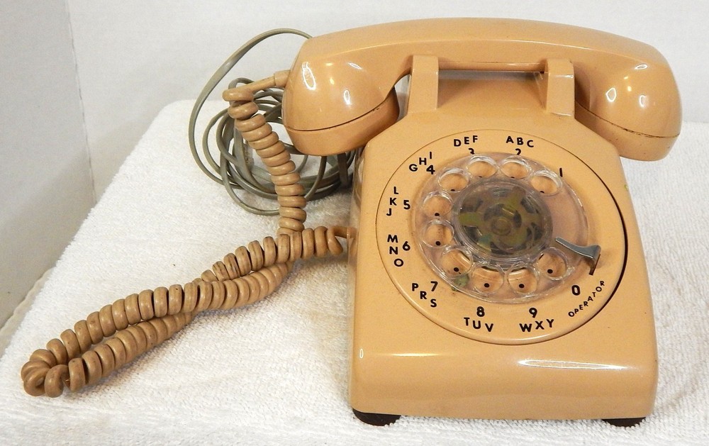 ITT Rotary Dial Corded Telephone Peach Beige Vintage Desk Phone 500