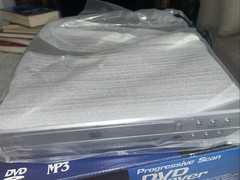 Cyber Home Progressive Scan CH DVD300 DVD Player CD MP3 JPG Never Used