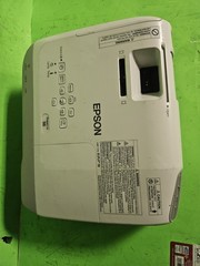 Epson H688A PowerLite 98 Tri-LCD Projector hdmi 3255h
