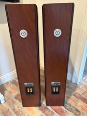 $$$ AWESOME B&W CDM 9NT FLOOR-STANDING SPEAKERS IN CHERRY WOOD $$$