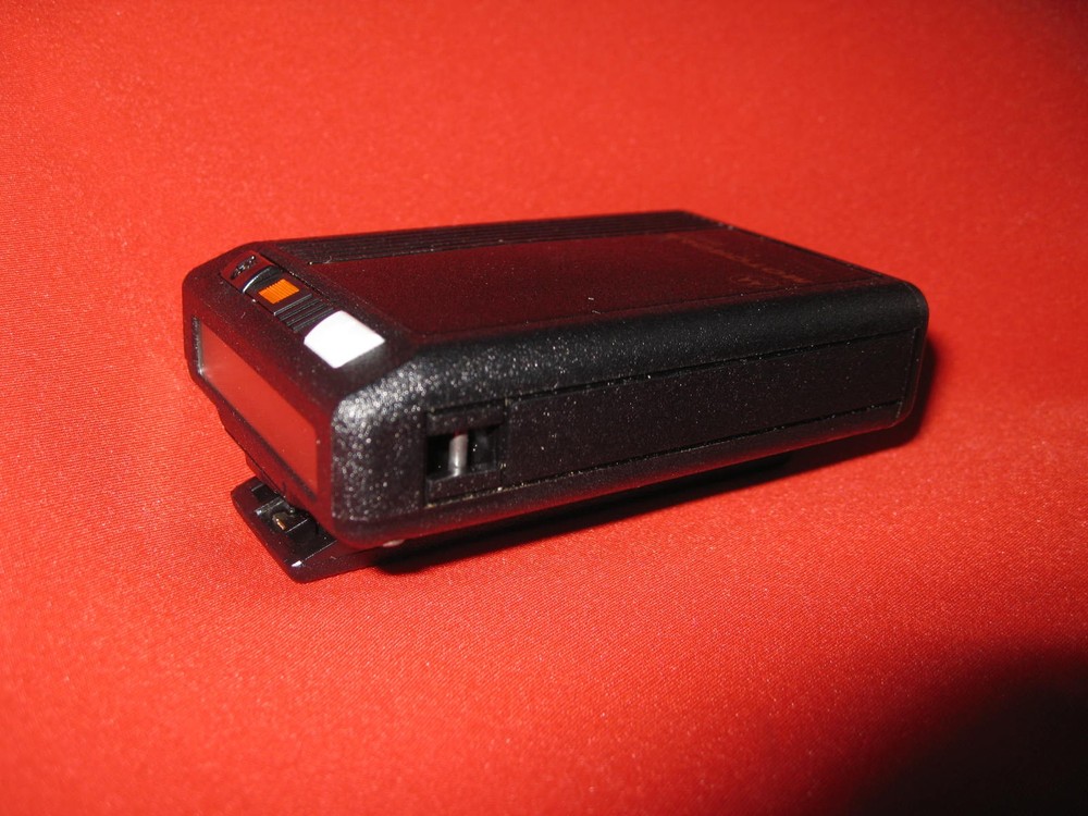 1pc NEW Motorola Bravo Classic Pager Beeper Black w belt clip UHF 461.6125 mhz