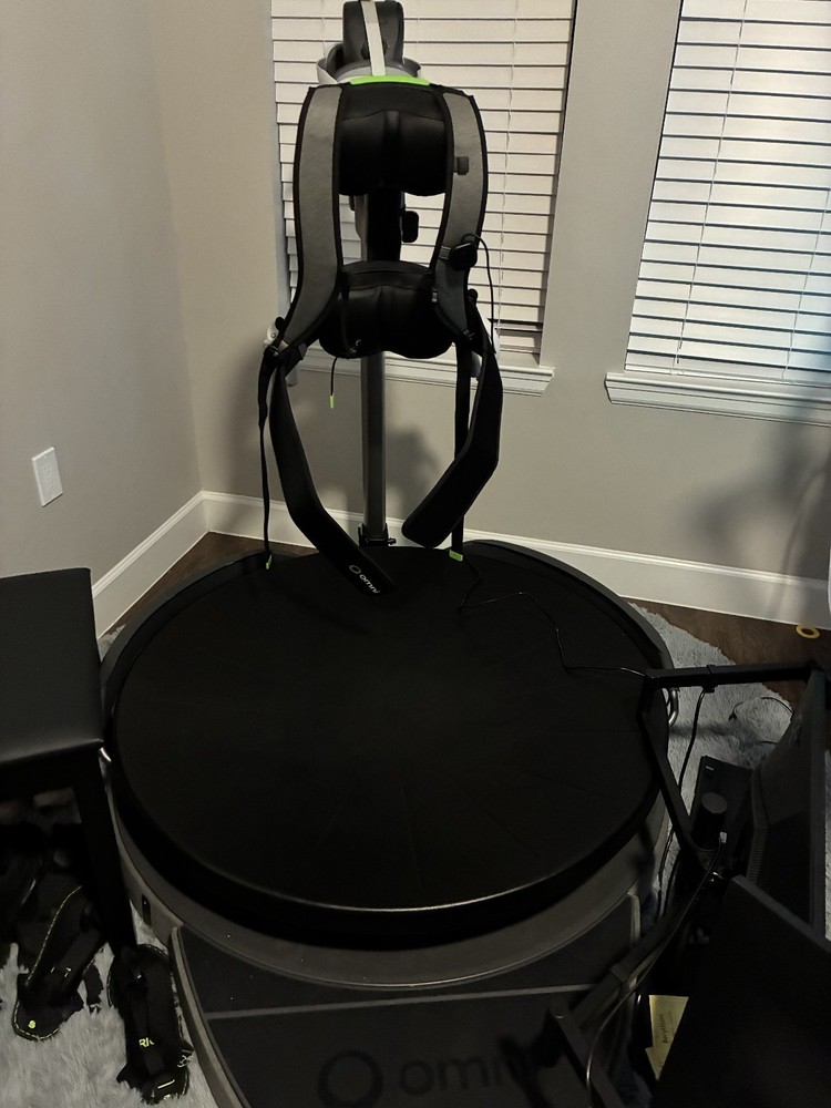 Virtuix Omni One VR Treadmill – Complete System Barely Used Virtual Reality
