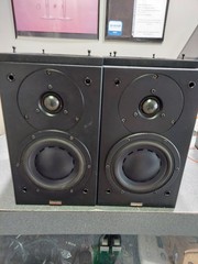 Dynaudio Audience 42 Black Speaker Pair 1 Bad Woofer Tweeter Works Good Cabinets