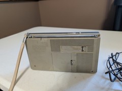 VINTAGE GE GENERAL ELECTRIC AM /FM RADIO WITH LCD CLOCK #7-2180A WORKS AC PLUG