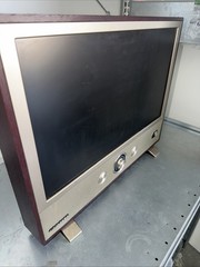 Crosley Retro TV Television Monitor 24 Inch LED Display Model 3589 – READ