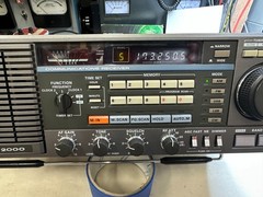 Kenwood R-2000 Receiver w VC-10 VHF converter, man. copy, cords: Tested Working!