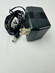 Black box AC043A-R2 Video Splitter, S-Video (1 In, 8 Out)