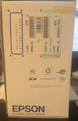 Epson P4000 Multimedia Storage Viewer – 80GB Hard Drive – Stand & Extra Battery