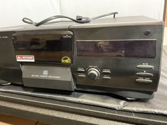 Kenwood CD-423M Multiple Compact Disc Player – No Remote – Works/Tested