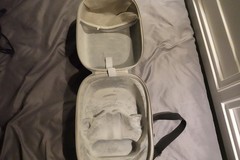 Sony PlayStation PS VR2 Headset Sense Controllers VR – White Case included