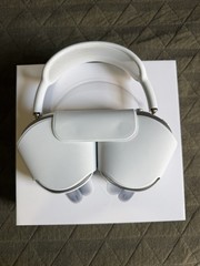 Apple AirPods Max – Space Gray + Black 1st gen A2096 MGYH3AM-good condition