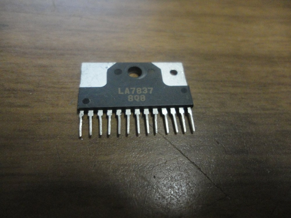 SANYO VERTICAL IC LA7837 USED IN VARIOUS APPLICATIONS
