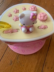 Hello Kitty Sanrio RCA Alarm Clock Radio Pink Teacup AM/FM Decor Digital WORKS