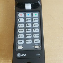 AT&T Trimline Phone 230 Telephone Black Push Button Desktop